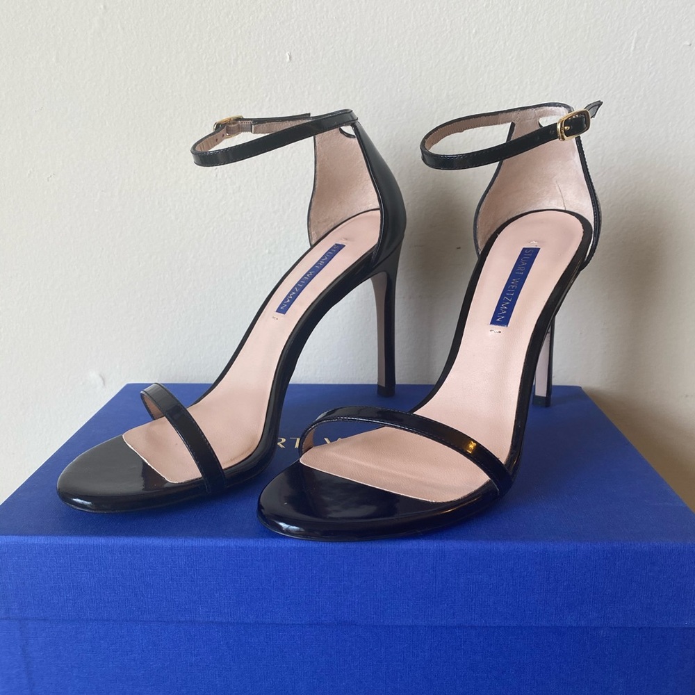 NWOT Stuart Weitzman Nudistsong Sandals